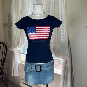 Y2k XOXO Flag Tee